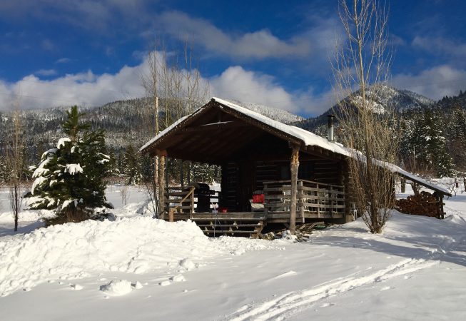 CABIN WINTER