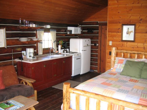 VINTAGE KITCHEN