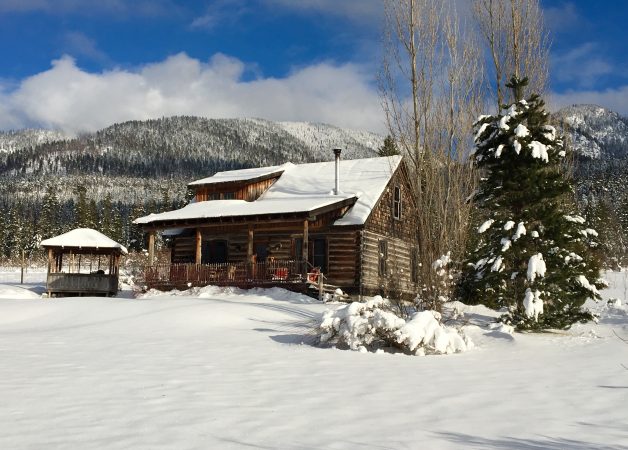 Yellow Bay Montana Lodge – Bigfork Vacation Rentals